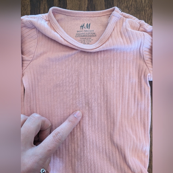 Assorted 6m long sleeve bodysuits - Picture 6 of 6